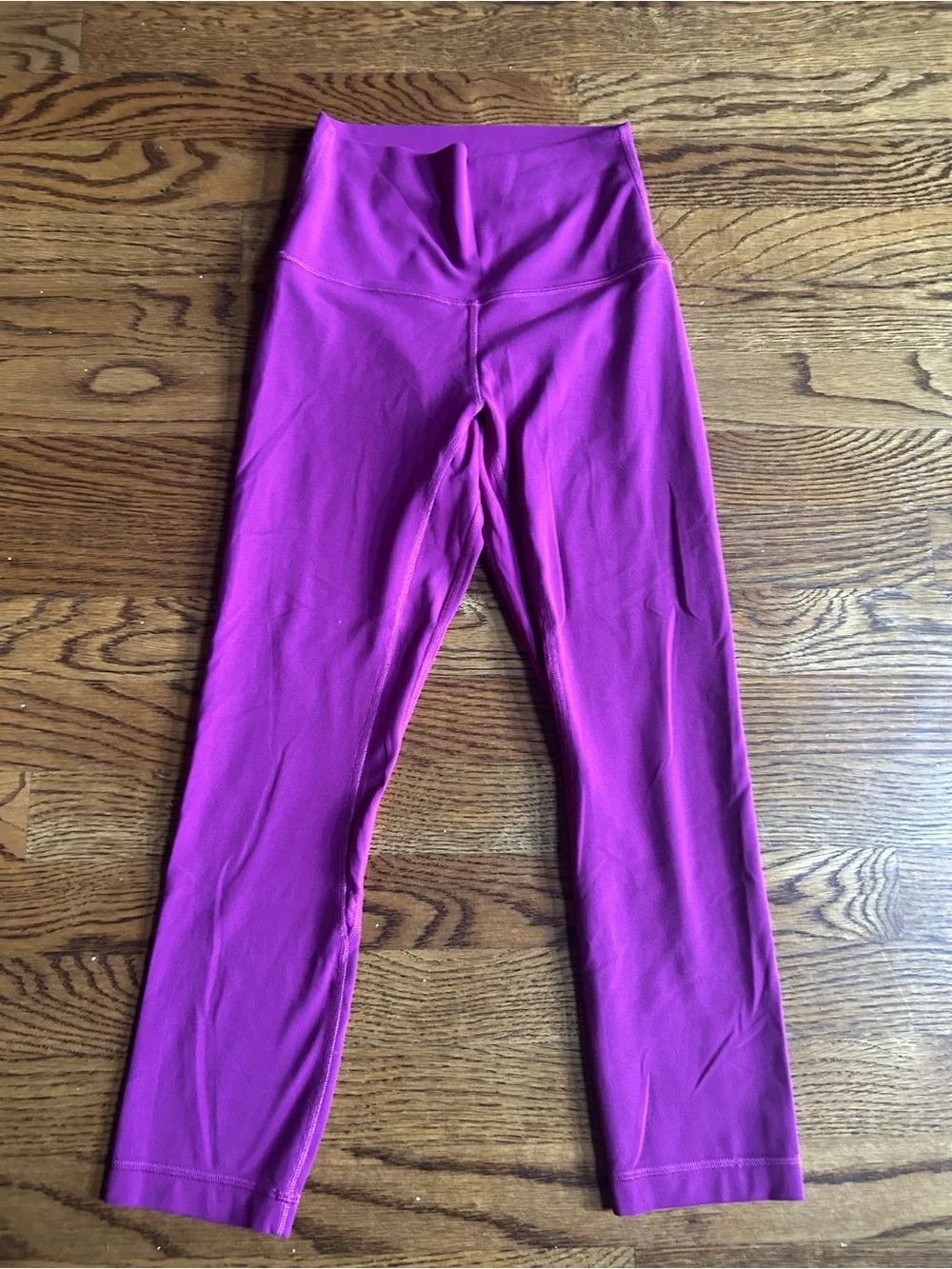 Lululemon Cropped Leggings Size 2 Purple Magenta High Rise Athletic Yoga Pants
